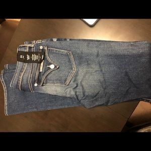 Hudson women’s jeans Beth mid rise baby boot